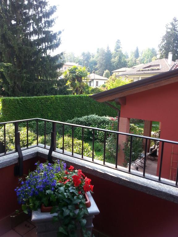 B&B Douglas House Varese Exterior foto